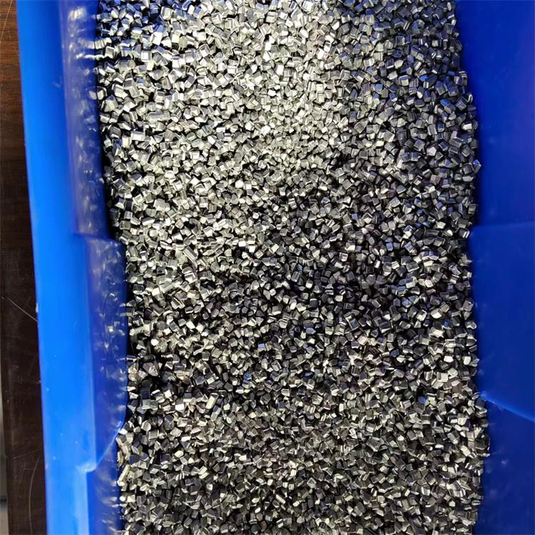Application and characteristics of tantalum metal particles in evaporation coating industry(图1)